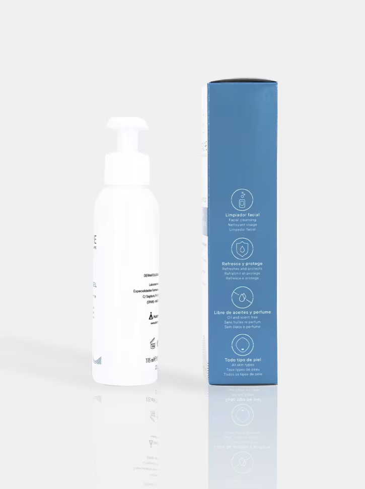 ESSENTIELLE Makeup Remover Gel Очищающий гель (115 мл)